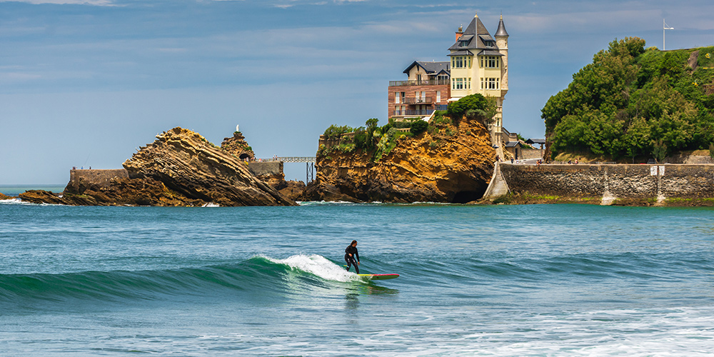 Biarritz-surfeur-prochains-départs